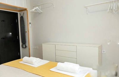 Vermietung einer komfortablen 2-Zimmer-Wohnung, 65 m², Stadtteil Hl. Hl. Konstantin und Helena, Varna, Bulgarien